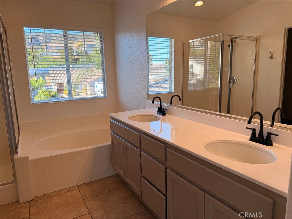 Image 9 of property listing at 13514 Fairfield, Corona, CA 92883