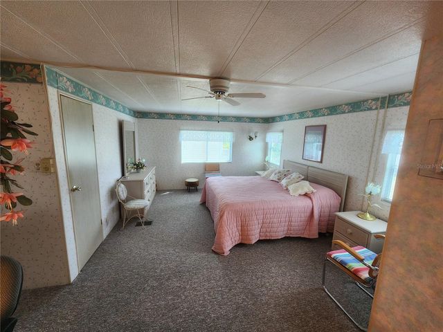 808 53RD AVENUE E 234, Bradenton, FL 34203