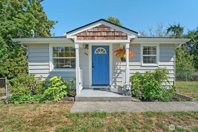 6322 18th Avenue SW, Seattle, WA 98106