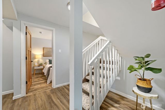 6322 18th Avenue SW, Seattle, WA 98106