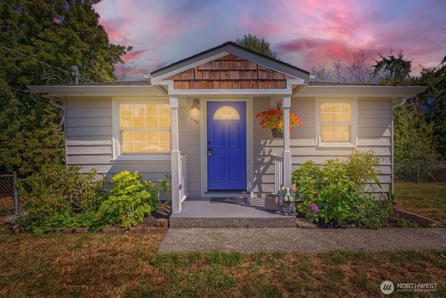 6322 18th Avenue SW, Seattle, WA 98106