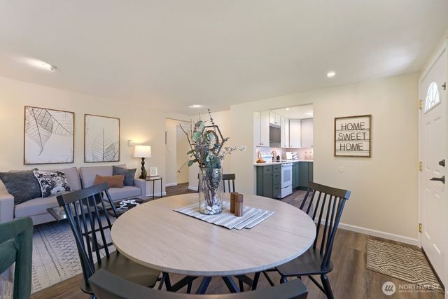 6322 18th Avenue SW, Seattle, WA 98106