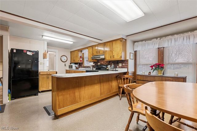 9687 South Avenue, Poland, OH 44514