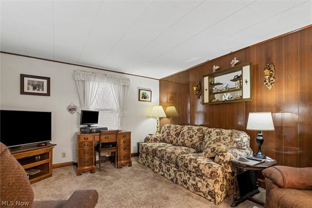 9687 South Avenue, Poland, OH 44514