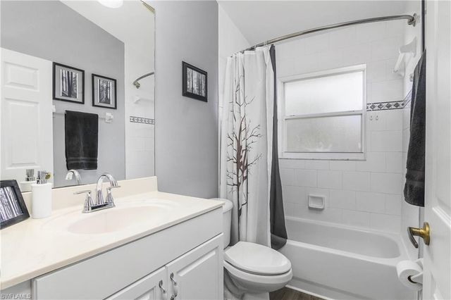 7749 Victoria Cove CT, Fort Myers, FL 33908