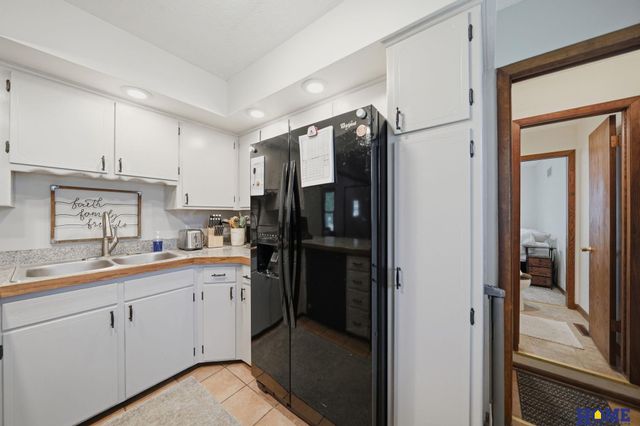 3751 Spruce Street, Lincoln, NE 68516