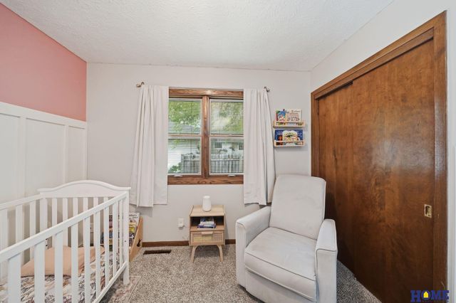 3751 Spruce Street, Lincoln, NE 68516