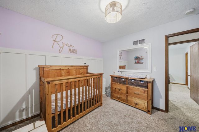3751 Spruce Street, Lincoln, NE 68516