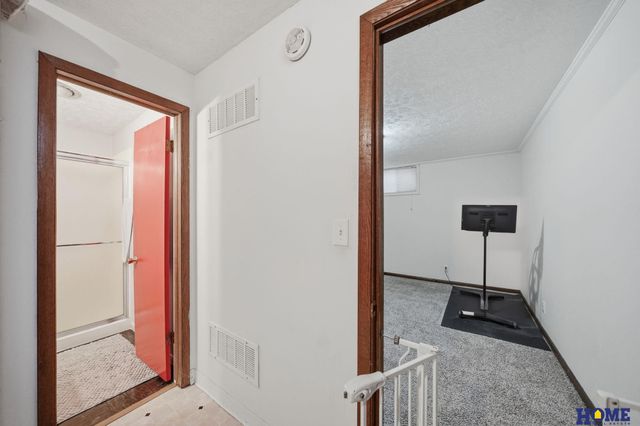 3751 Spruce Street, Lincoln, NE 68516