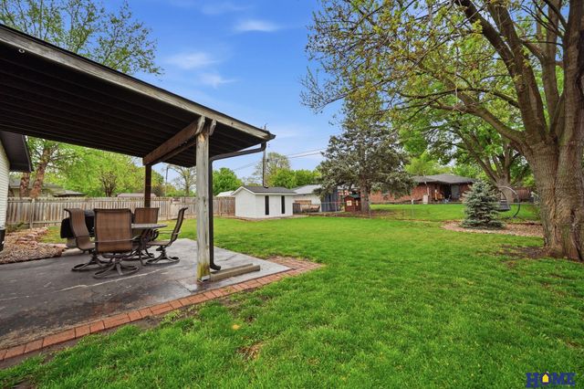 3751 Spruce Street, Lincoln, NE 68516