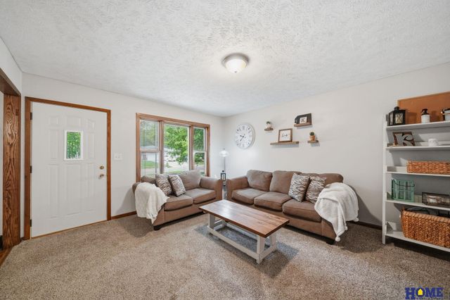 3751 Spruce Street, Lincoln, NE 68516