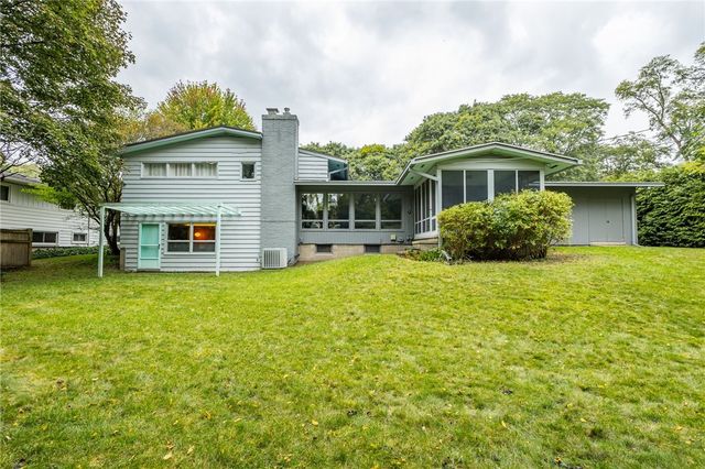 150 Georgian Court Road, Brighton, NY 14610