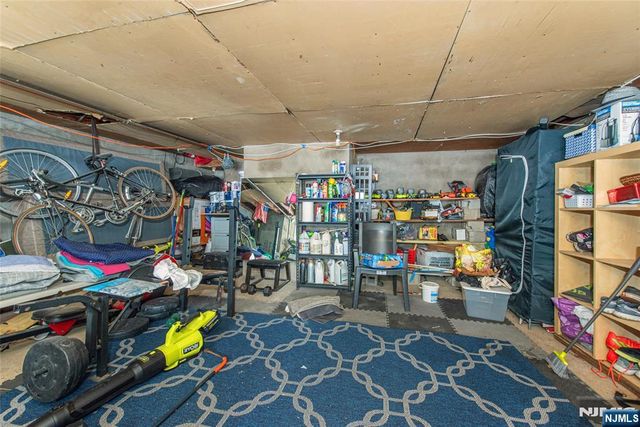 153 Algonquin Trail, Wayne, NJ 07470