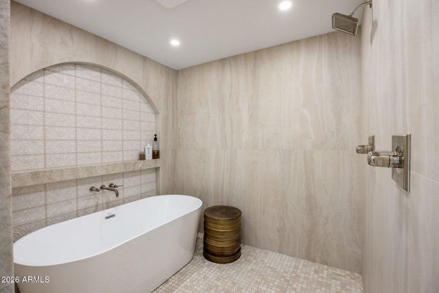 9349 E CALLE DE VALLE Drive, Scottsdale, AZ 85255