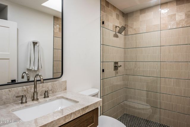 9349 E CALLE DE VALLE Drive, Scottsdale, AZ 85255