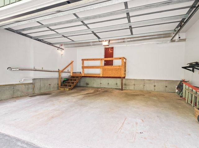 174 Cedar St, Sturbridge, MA 01566