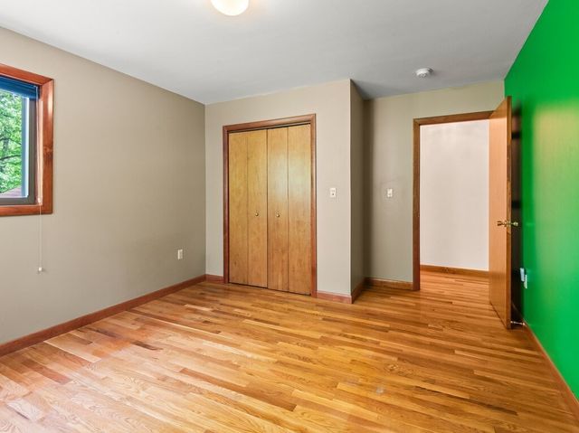 174 Cedar St, Sturbridge, MA 01566