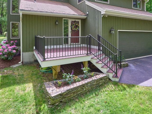 174 Cedar St, Sturbridge, MA 01566