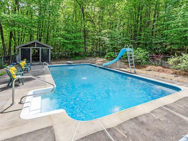 174 Cedar St, Sturbridge, MA 01566