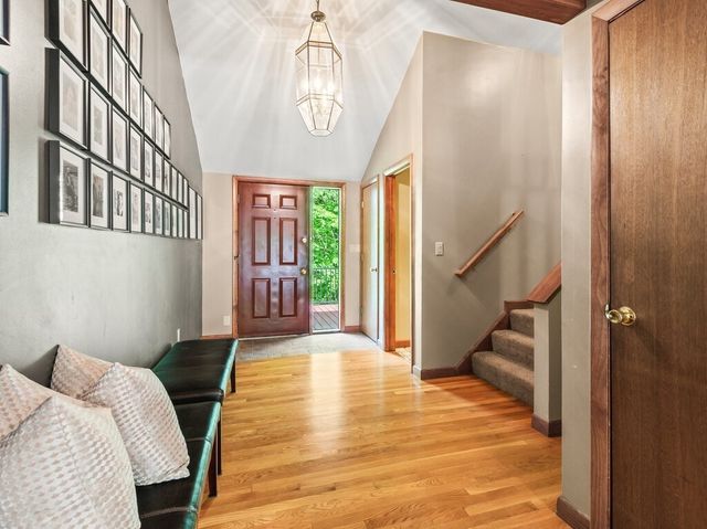 174 Cedar St, Sturbridge, MA 01566
