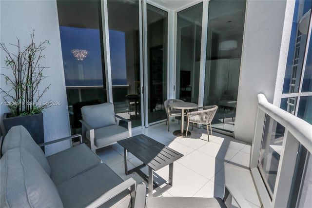 15901 Collins Avenue 4106, Sunny Isles Beach, FL 33160