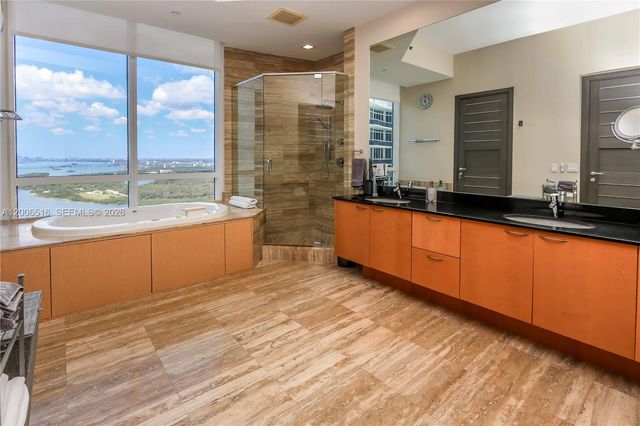 15901 Collins Avenue 4106, Sunny Isles Beach, FL 33160