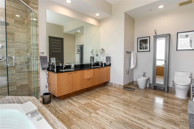 15901 Collins Avenue 4106, Sunny Isles Beach, FL 33160