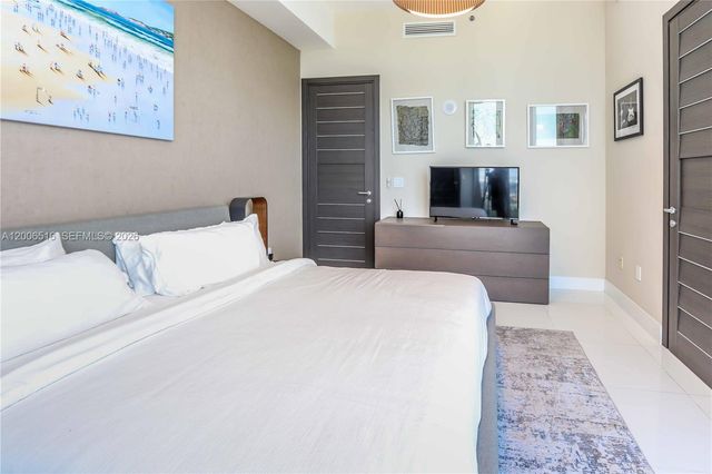 15901 Collins Avenue 4106, Sunny Isles Beach, FL 33160