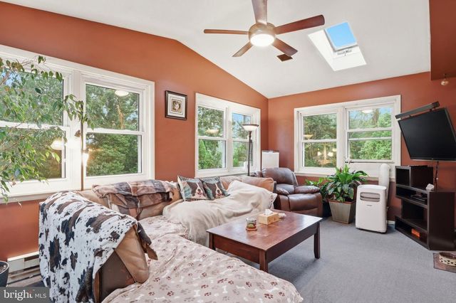 426 JENNIFER DR, New Cumberland, PA 17070