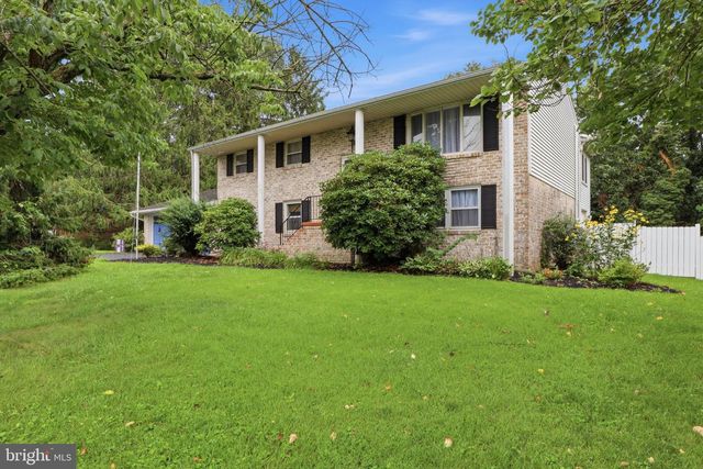 426 JENNIFER DR, New Cumberland, PA 17070