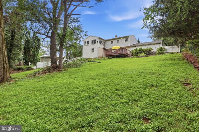 426 JENNIFER DR, New Cumberland, PA 17070