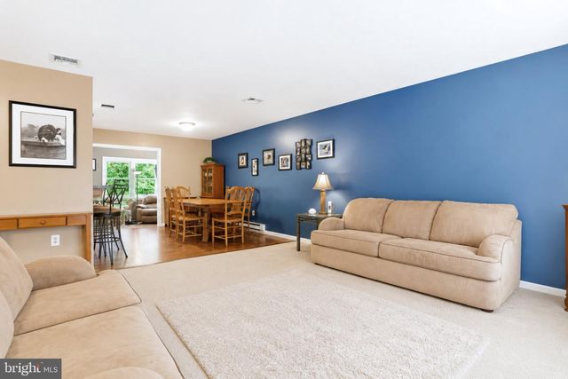 426 JENNIFER DR, New Cumberland, PA 17070