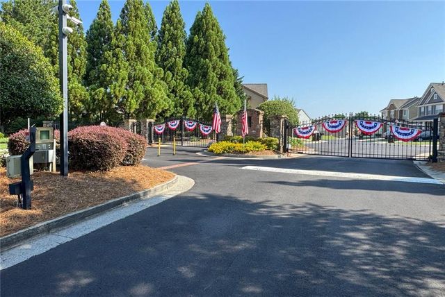 2707 Sardis Chase Court, Buford, GA 30519
