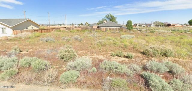 7901 Kalmia Avenue, California City, CA 93505