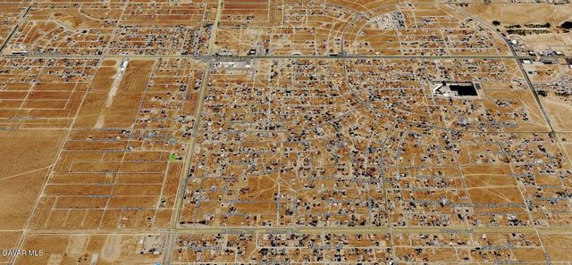 7901 Kalmia Avenue, California City, CA 93505