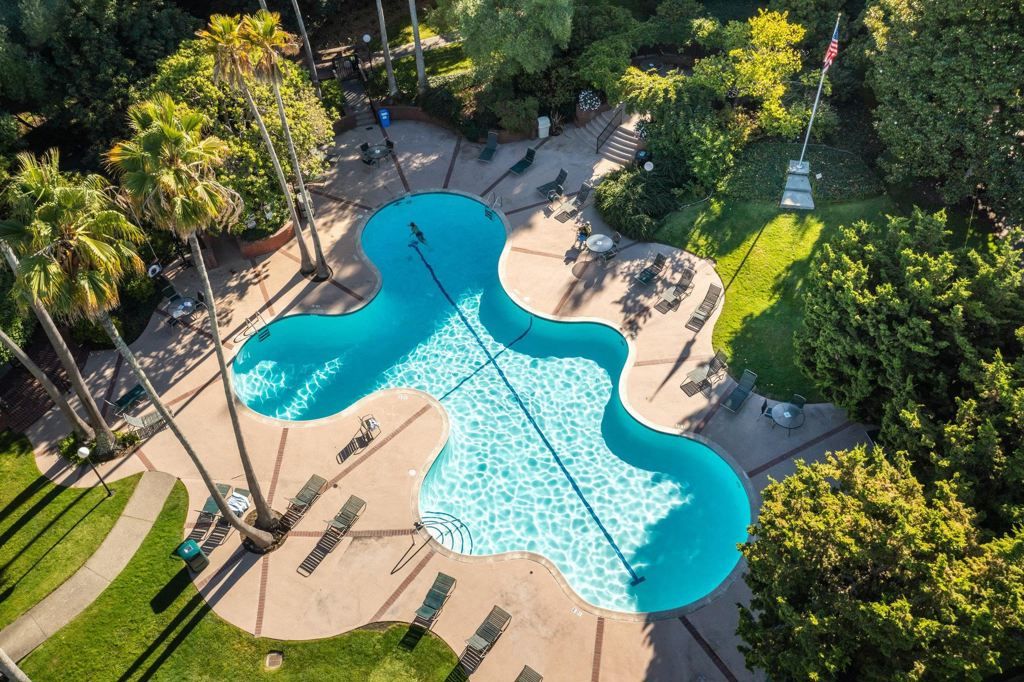 1332 1332 Shelter Creek Ln, San Bruno, CA 94066