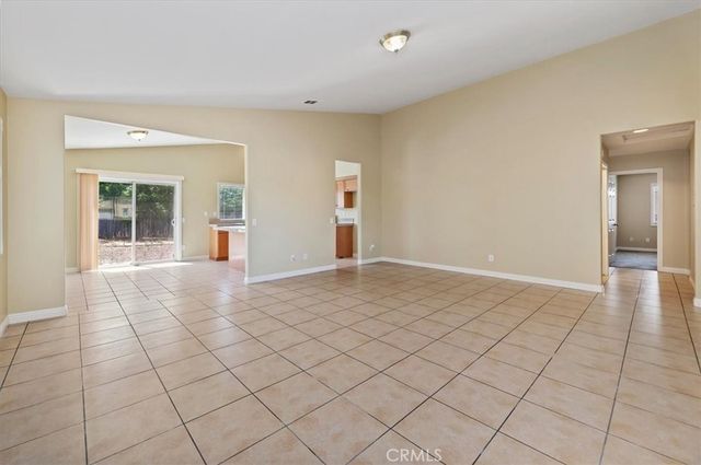14336 Caroline, Adelanto, CA 92301