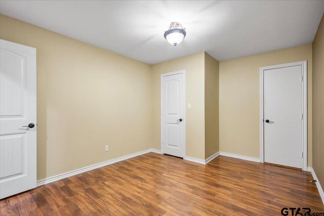 15176 County Road 472, Tyler, TX 75706