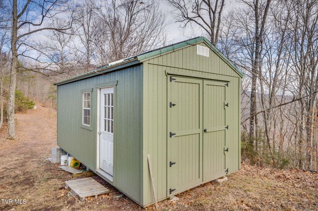 309 Holston Mountain Road, Elizabethton, TN 37643