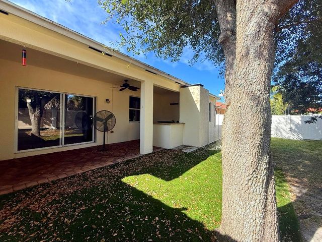 888 Quartz Terrace, West Palm Beach, FL 33413