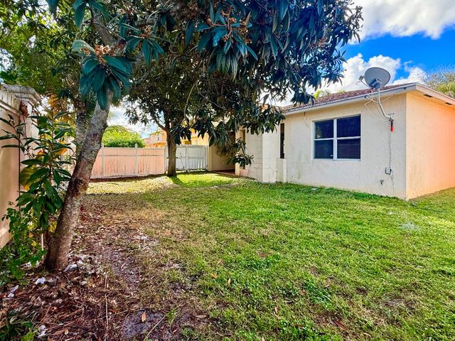 888 Quartz Terrace, West Palm Beach, FL 33413