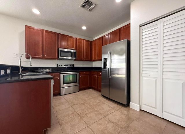 888 Quartz Terrace, West Palm Beach, FL 33413