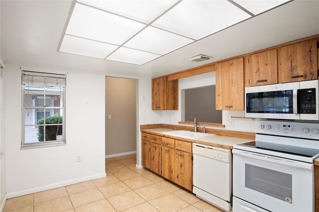 4310 SUNTREE BOULEVARD, Orlando, FL 32817