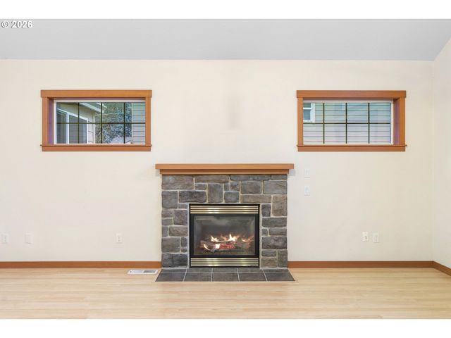 16108 Se BYBEE Ct, Portland, OR 97236