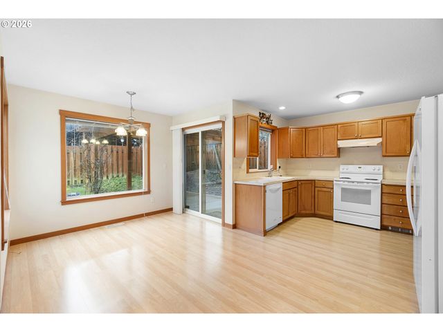 16108 Se BYBEE Ct, Portland, OR 97236