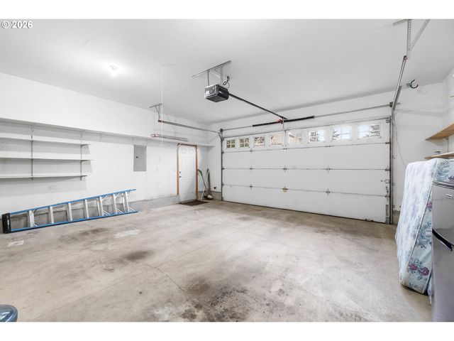 16108 Se BYBEE Ct, Portland, OR 97236