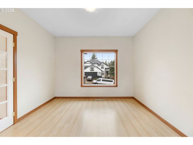 16108 Se BYBEE Ct, Portland, OR 97236