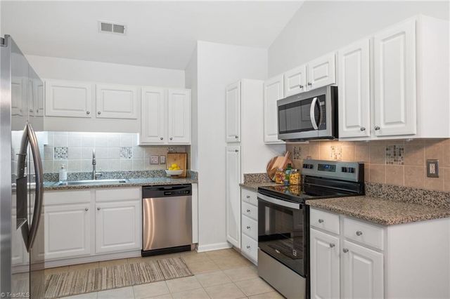 3932 Creekside Court, Winston-salem, NC 27127