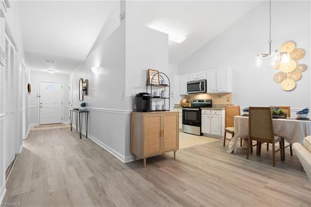 3932 Creekside Court, Winston-salem, NC 27127