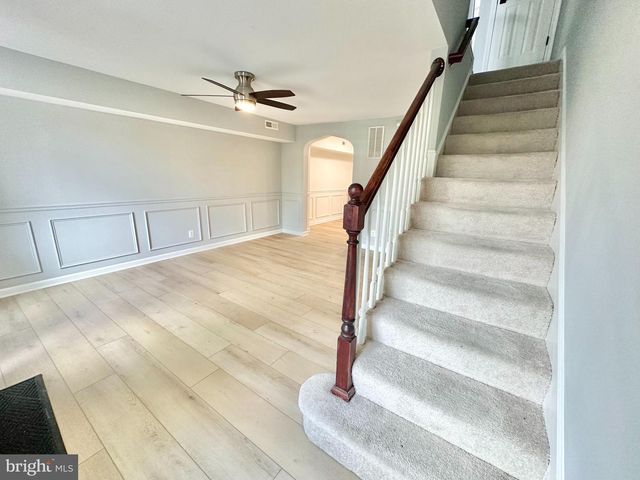 1010 BASHFORD LN, Alexandria, VA 22314